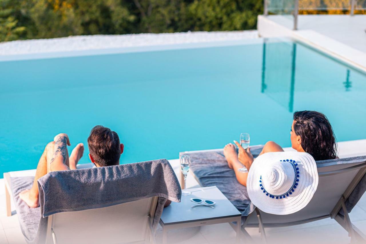 Villa Omnia - Kommeno Bay Dassia  Ngoại thất bức ảnh